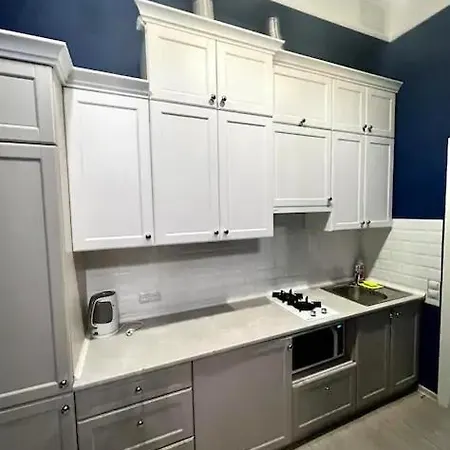 Royal On Slovatskogo 8